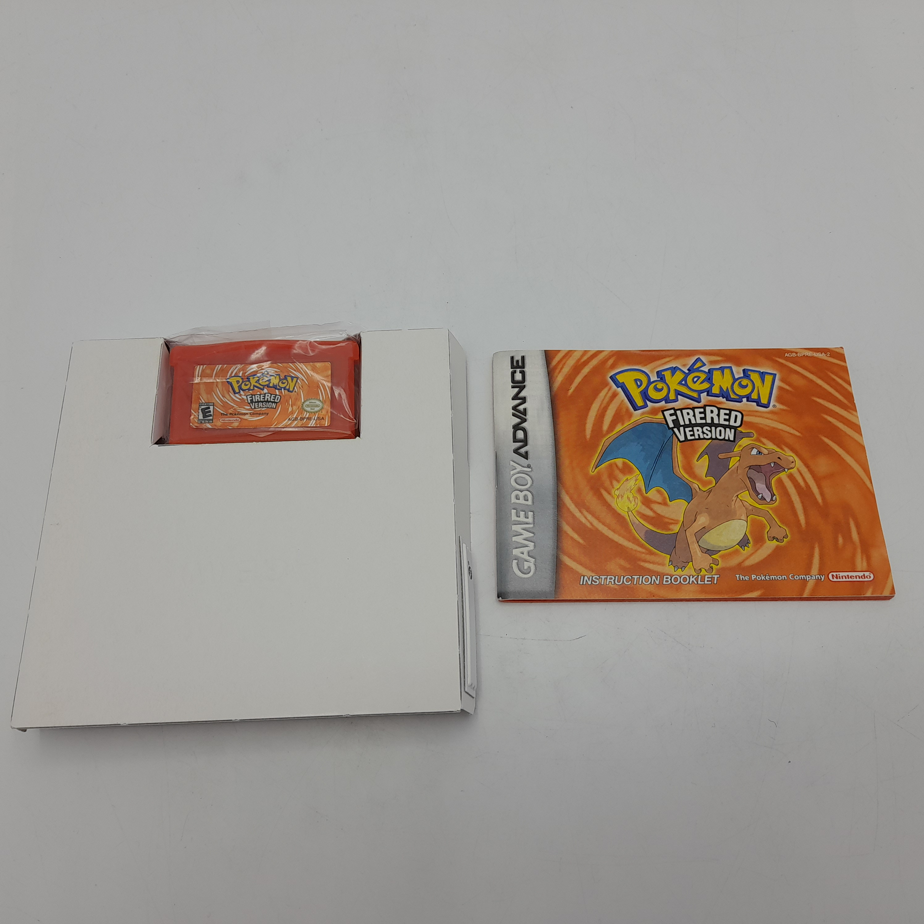 Foto van Pokémon FireRed Version Players Choice Compleet